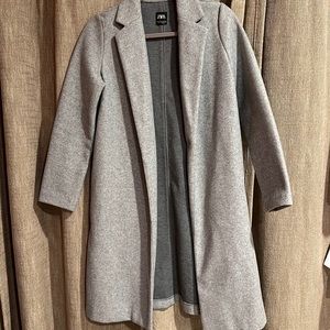 Light gray Zara trenchcoat
